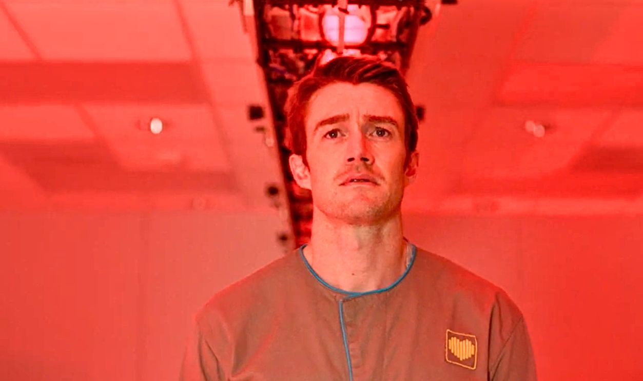 Screenshot from Dimension 404 (2017)