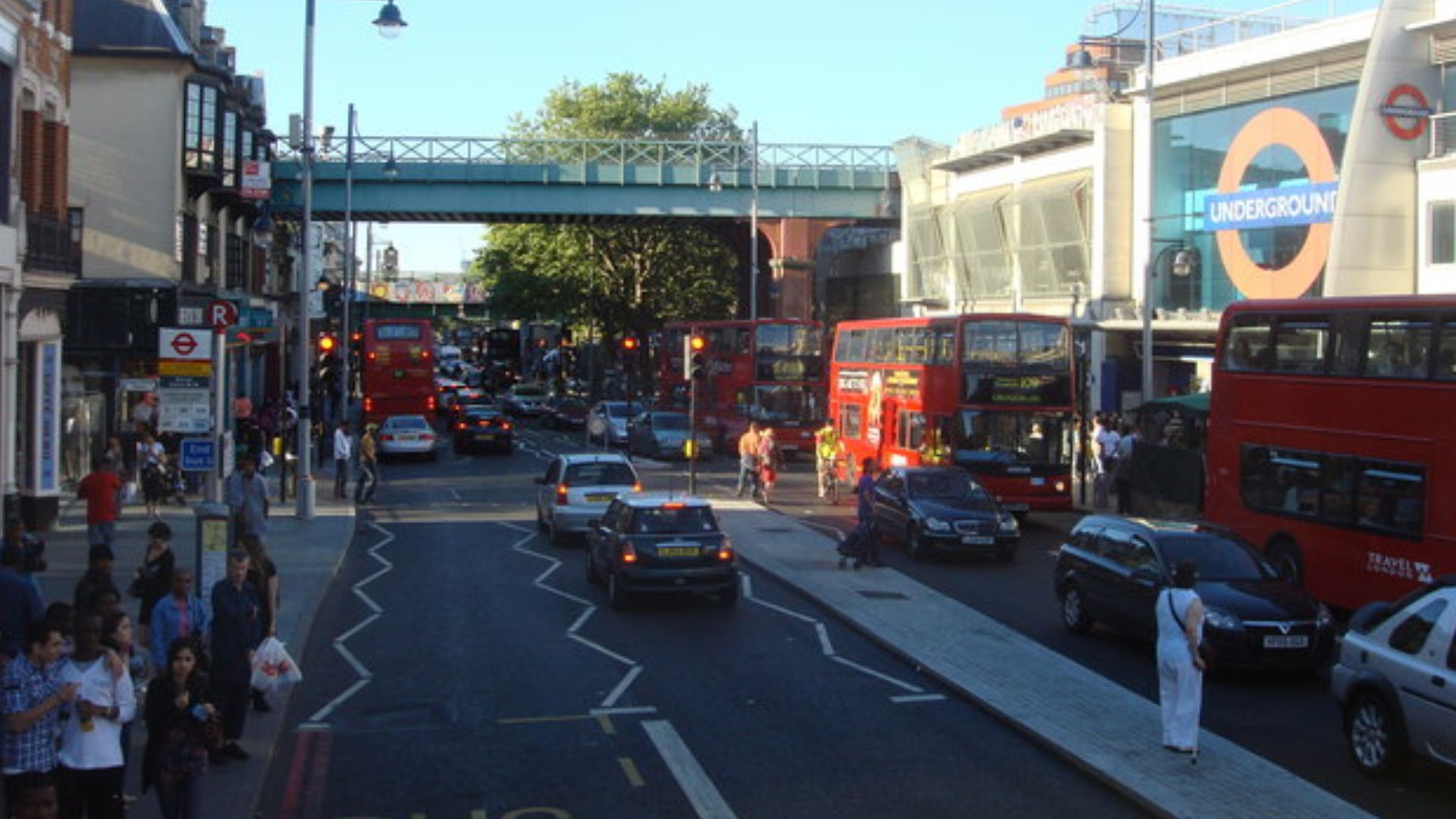 File:Brixton high street.jpg