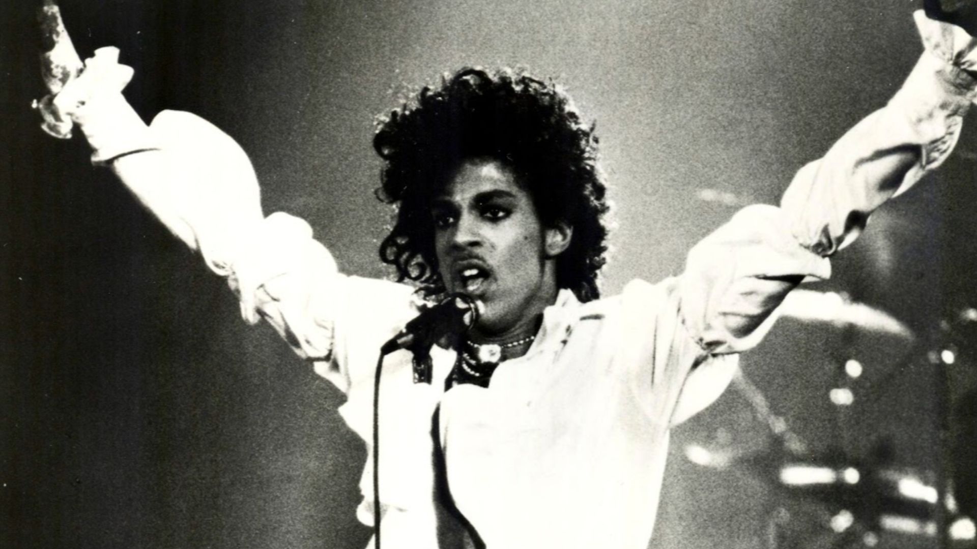 File:Prince 1984 publicity photo.jpg