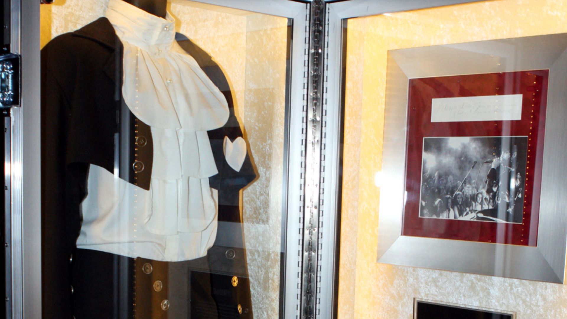 File:Prince (8717376428).jpg