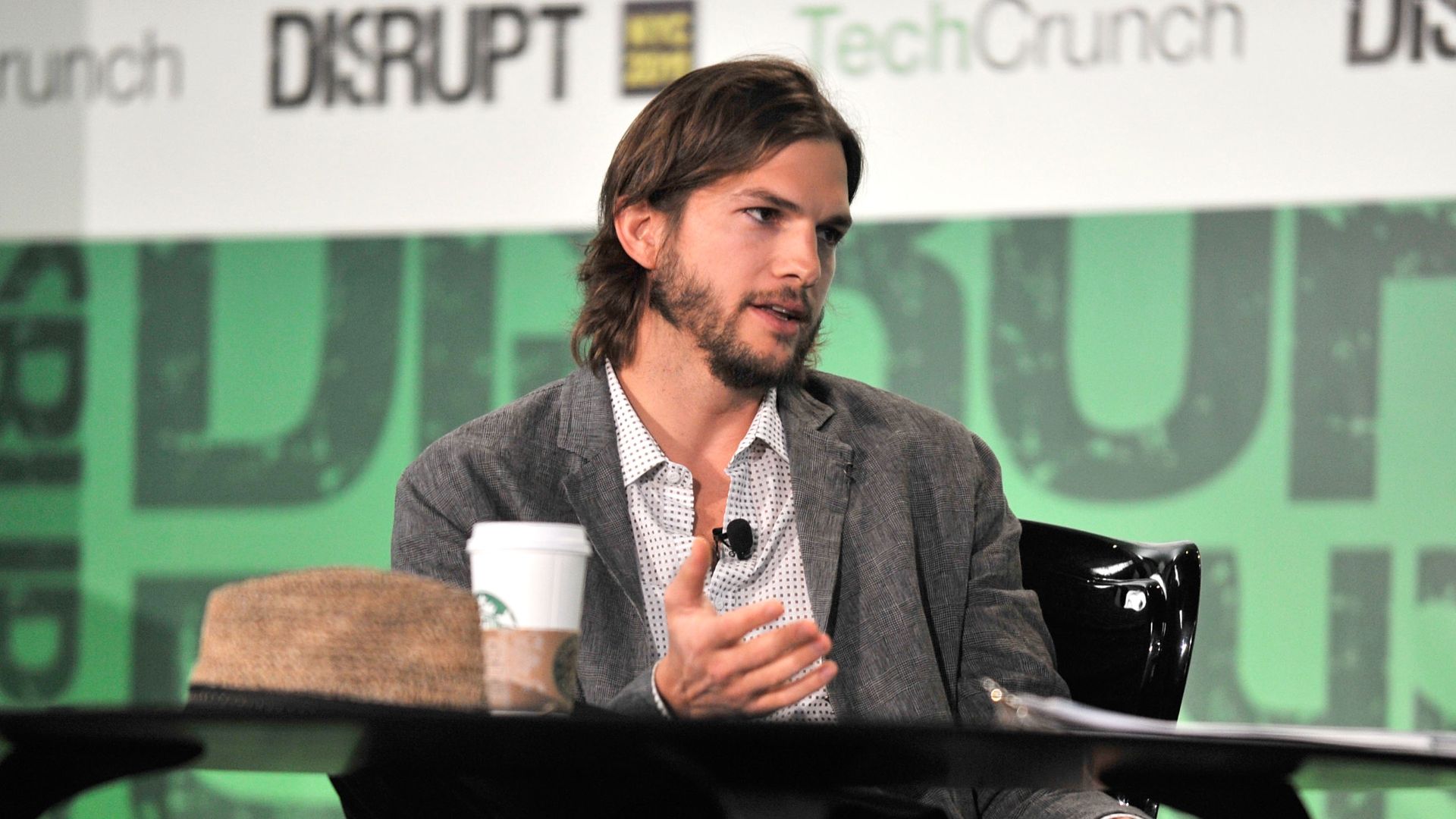File:Ashton Kutcher during TechCrunch Disrupt New York May 2011, 3.jpg