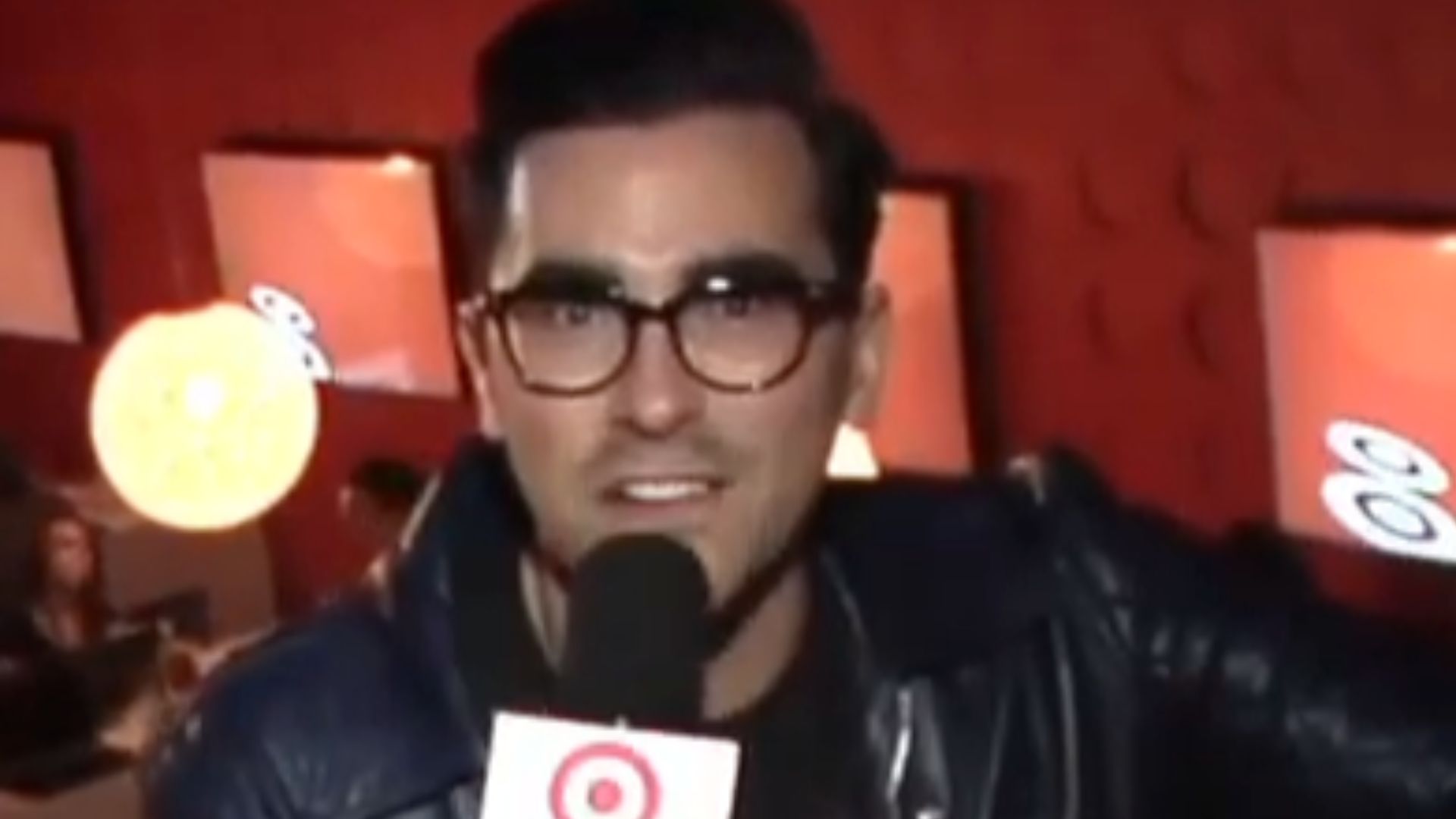 File:Dan Levy 2012.png