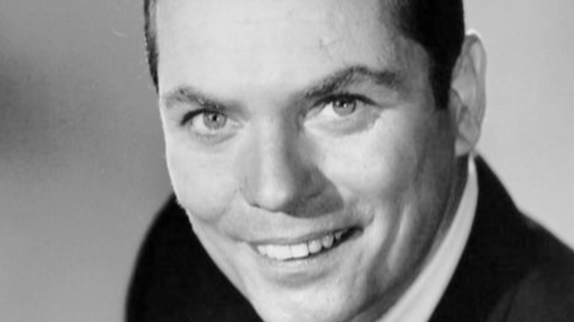 File:Peter Marshall game show host.JPG