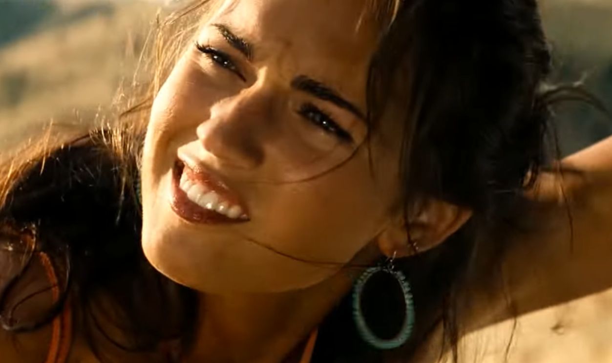 Screenshot from Transformers (2007- )