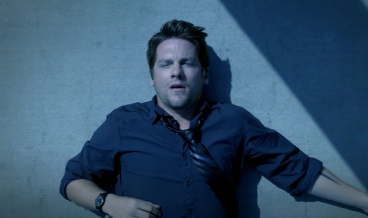 Screenshot from FlashForward (2009–2010)