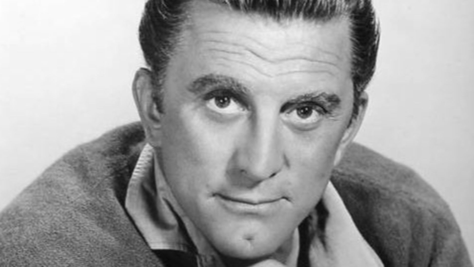 File:Studio publicity Kirk Douglas.jpg