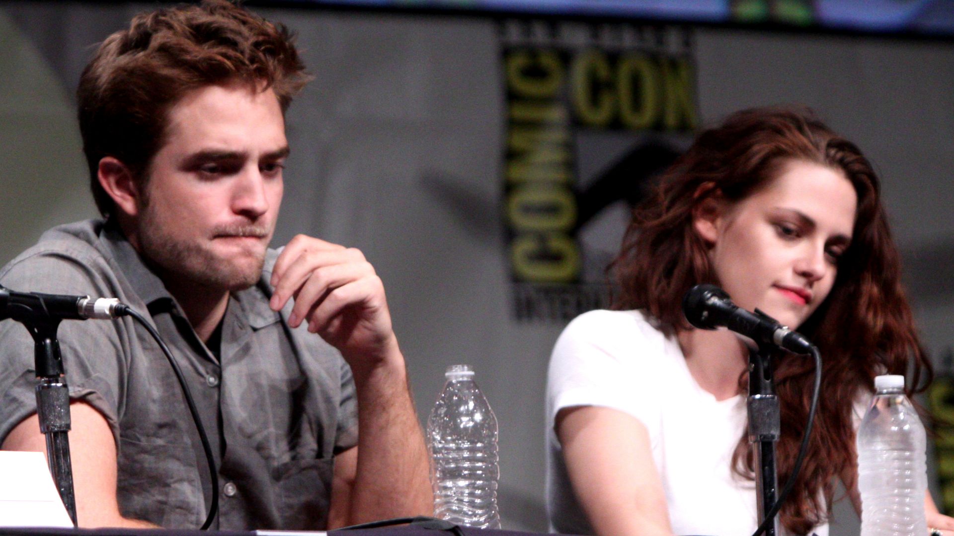 File:Taylor Lautner, Robert Pattinson & Kristen Stewart (7585905304) (cropped).jpg