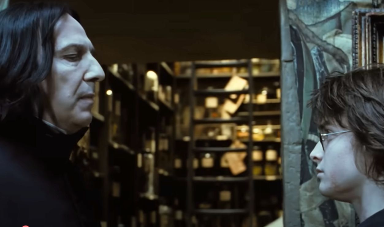 Screenshot from Harry Potter (1991-1998)