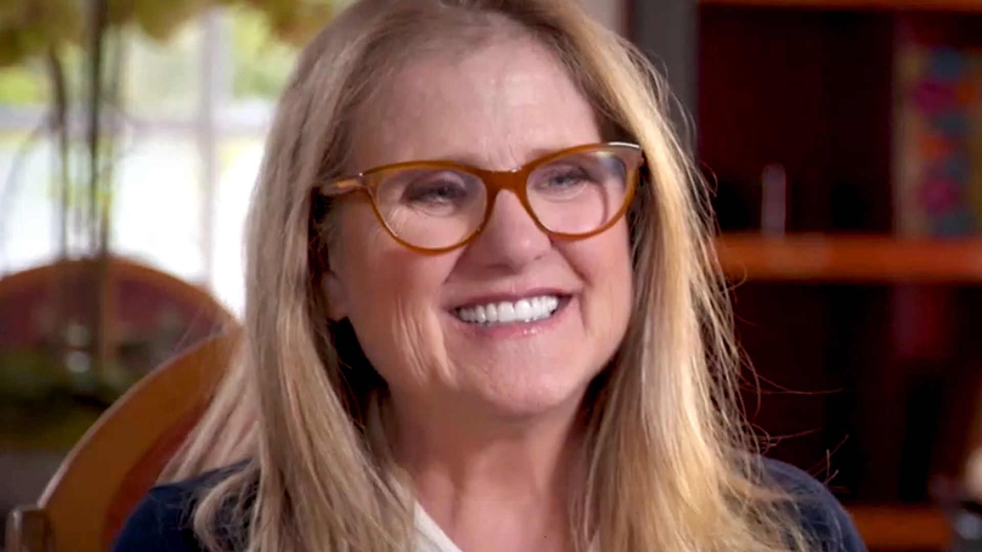 File:NancyCartwright2019.png