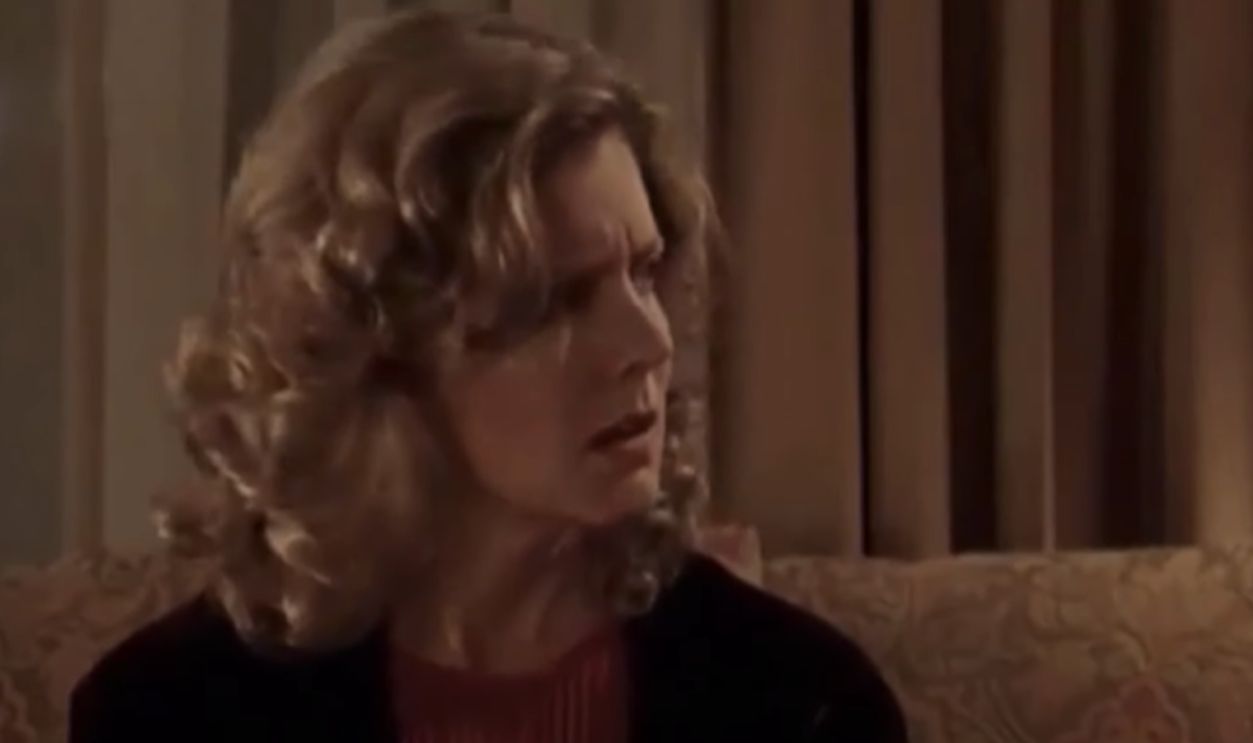 Screenshot of Joyce Summers from Buffy the Vampire Slayer (1997–2003)