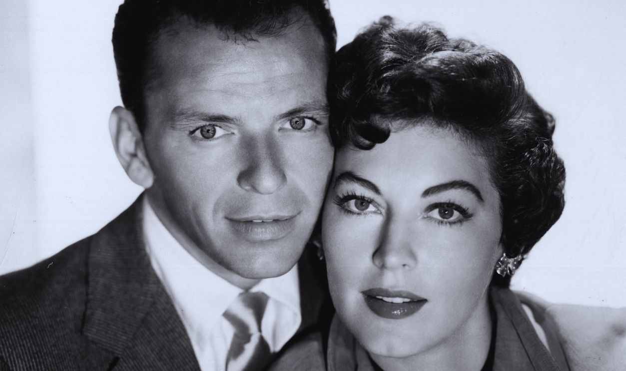 Gettyimages - 141554934, Ava Gardner With Frank Sinatra American actress Ava Gardner posing with her third husband, American singer and actor Frank Sinatra. 1950s