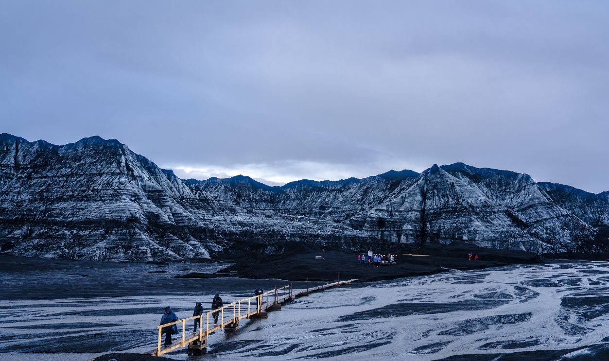 Climb at Katla Ice Caved
