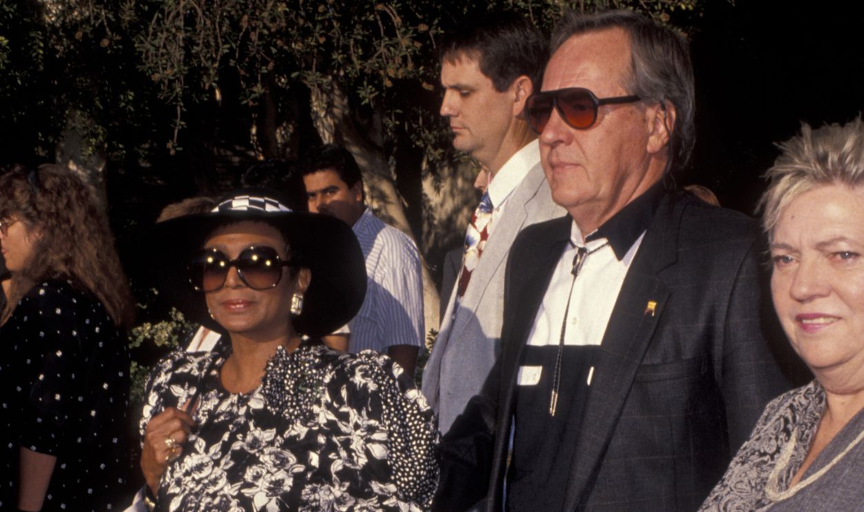 Actress Nichelle Nichols attending Memorial Reception for Gene Roddenberry on November 1, 1991 at the Forest Lawn Cemetery in Hollywood, California.