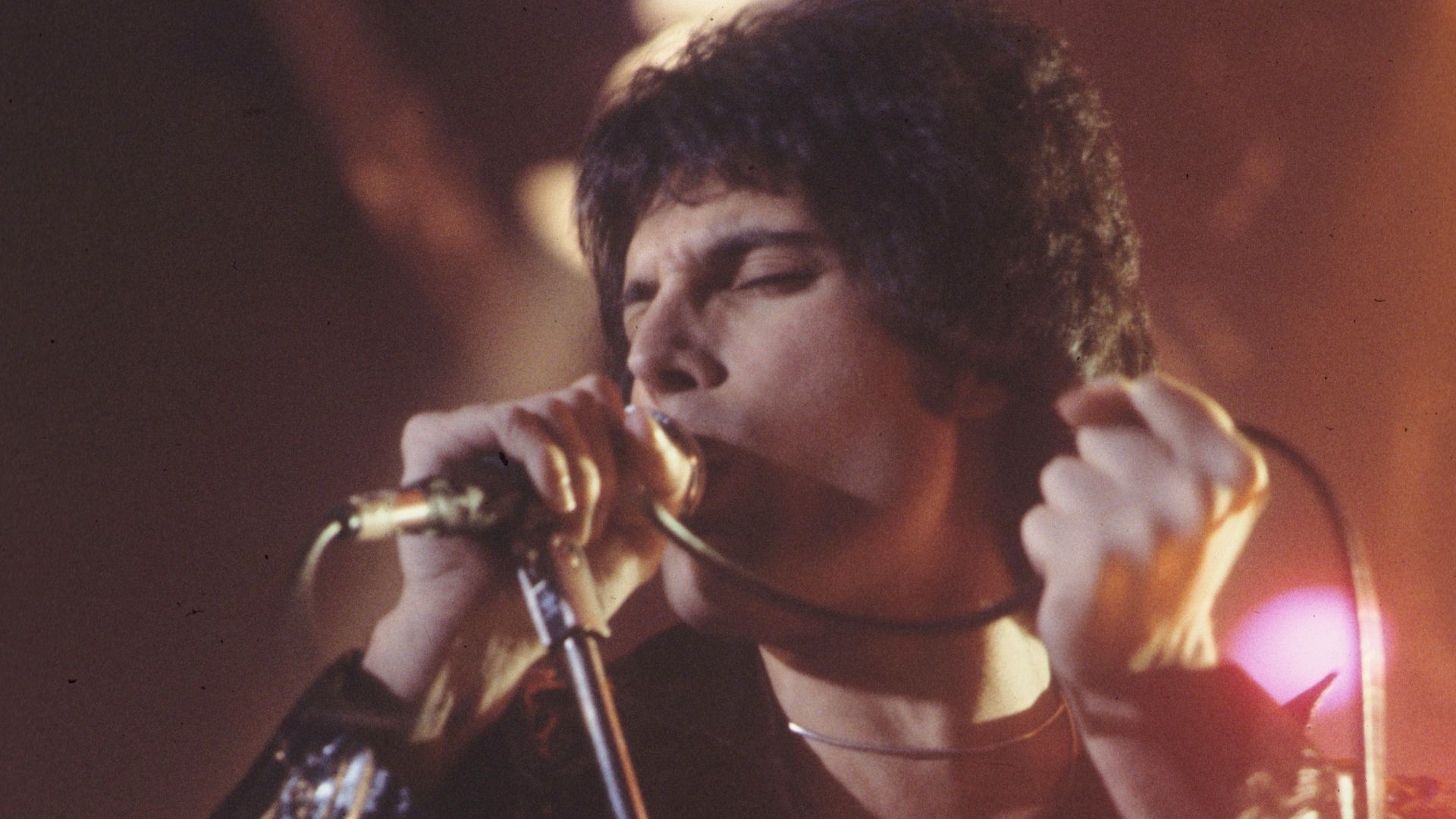 File:Queen - Freddie Mercury.jpg