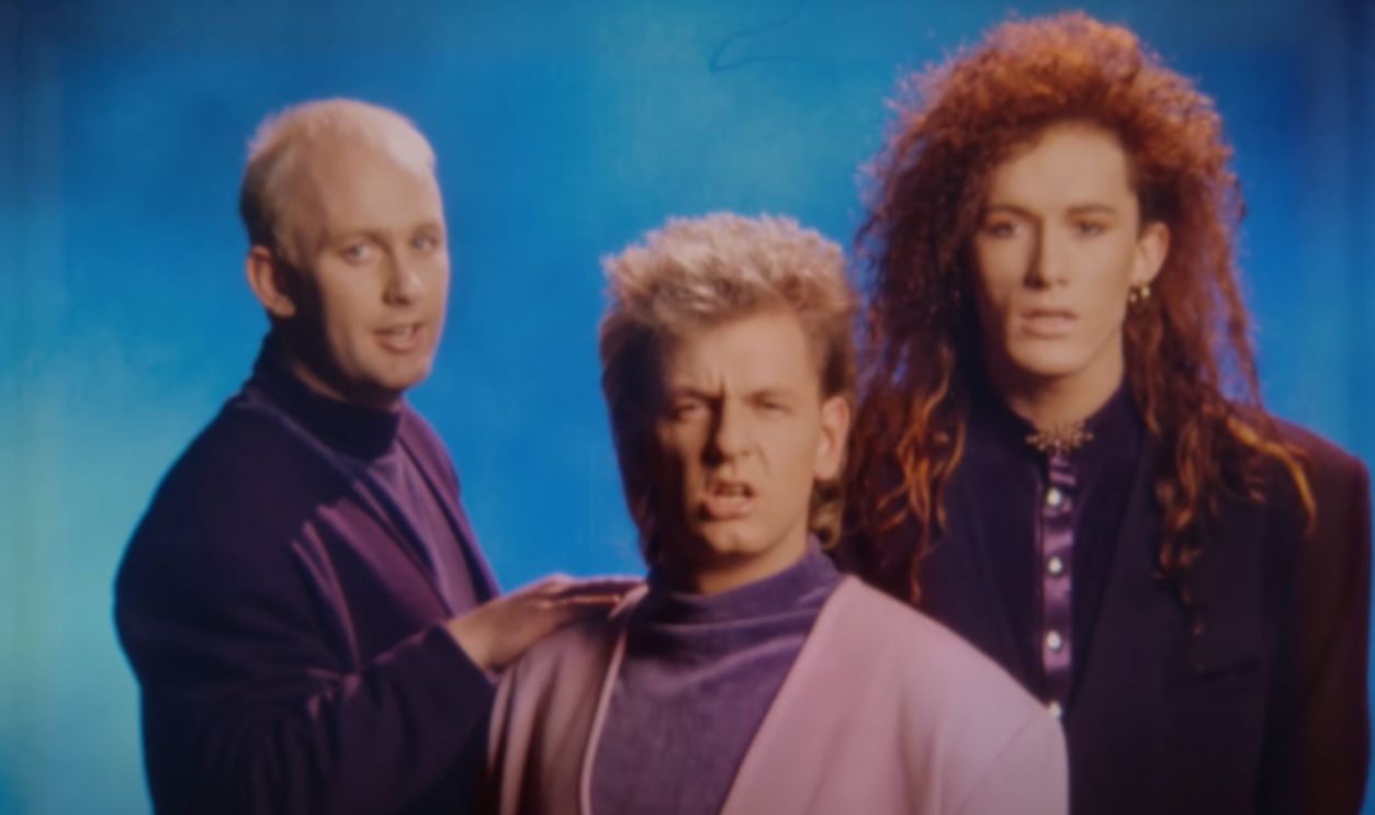 You Spin Me Round (Like a Record) (Dead or Alive)