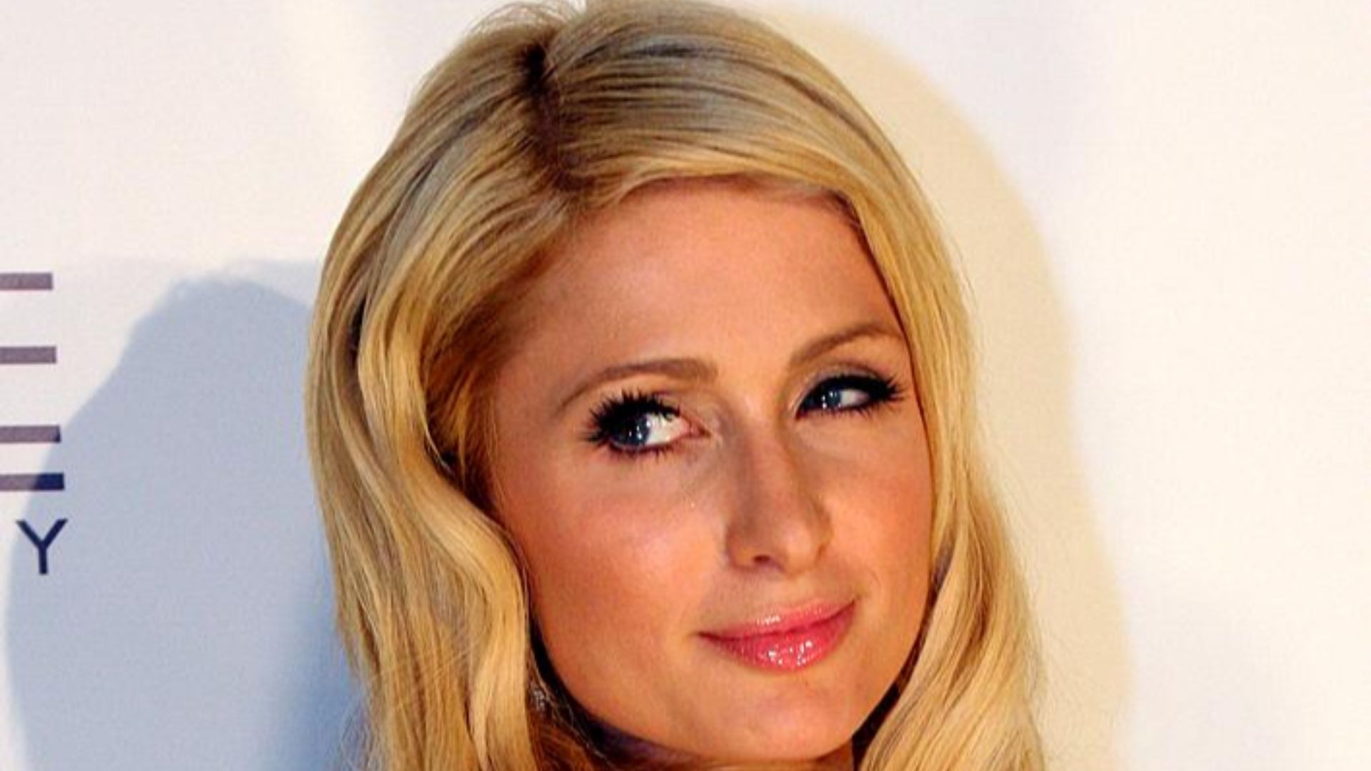 File:Paris Hilton 5.jpg