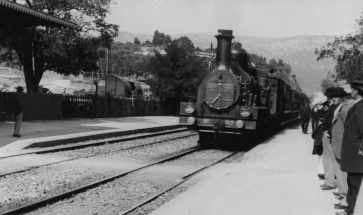 Screenshot from The Arrival of a Train at La Ciotat Station (1896)