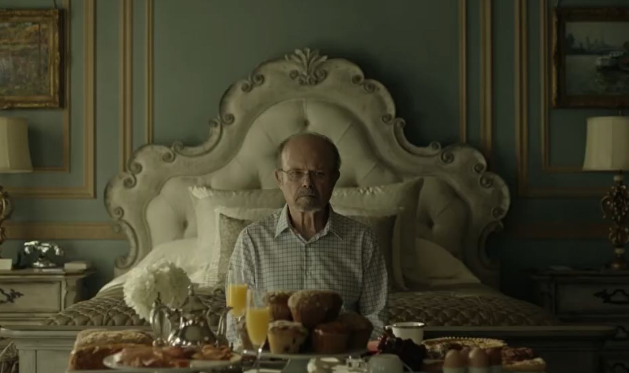 Screenshot from Patriot (2015–2018)