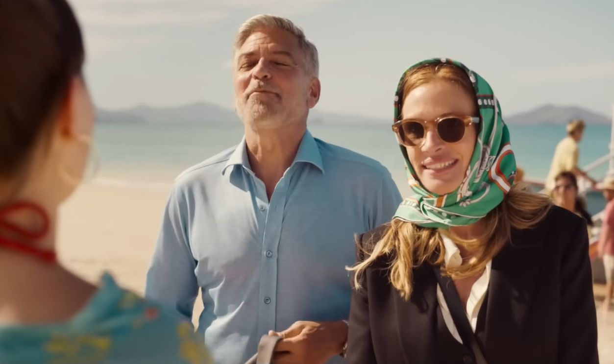 Screenshot from Ticket to Paradise (2022)