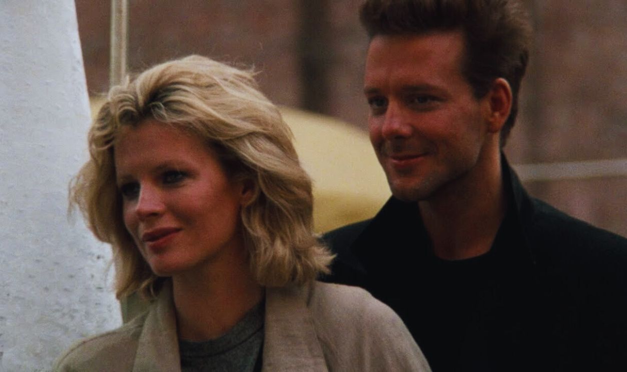 Screenshot from 9 ½ Weeks (1986)