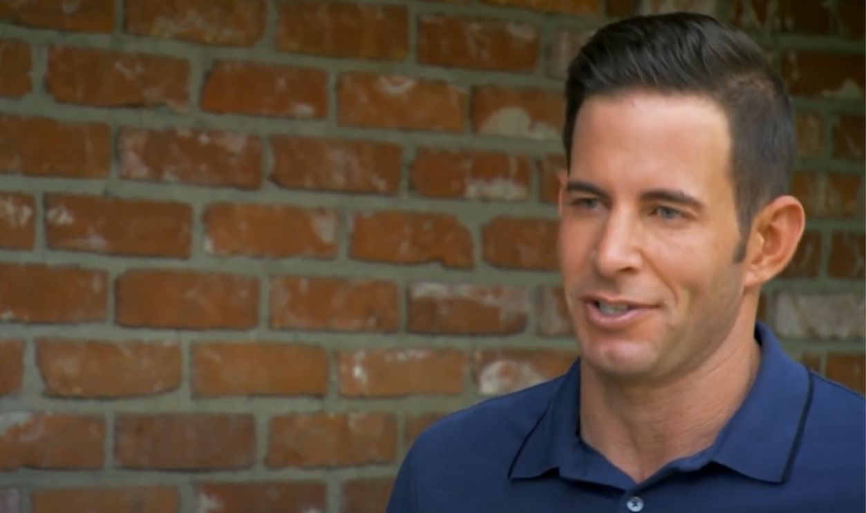 Screenshot from Flipping 101 with Tarek El Moussa ( 2020–2025)