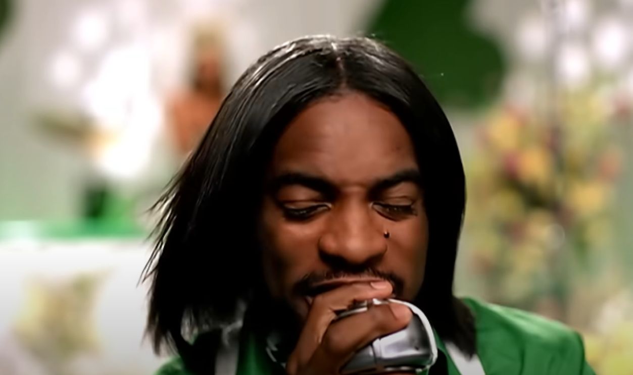 “Hey Ya!” (Outkast)