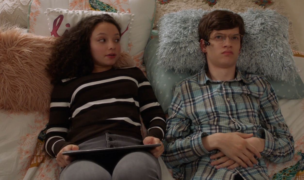 Screenshot from Speechless (2016-2019)