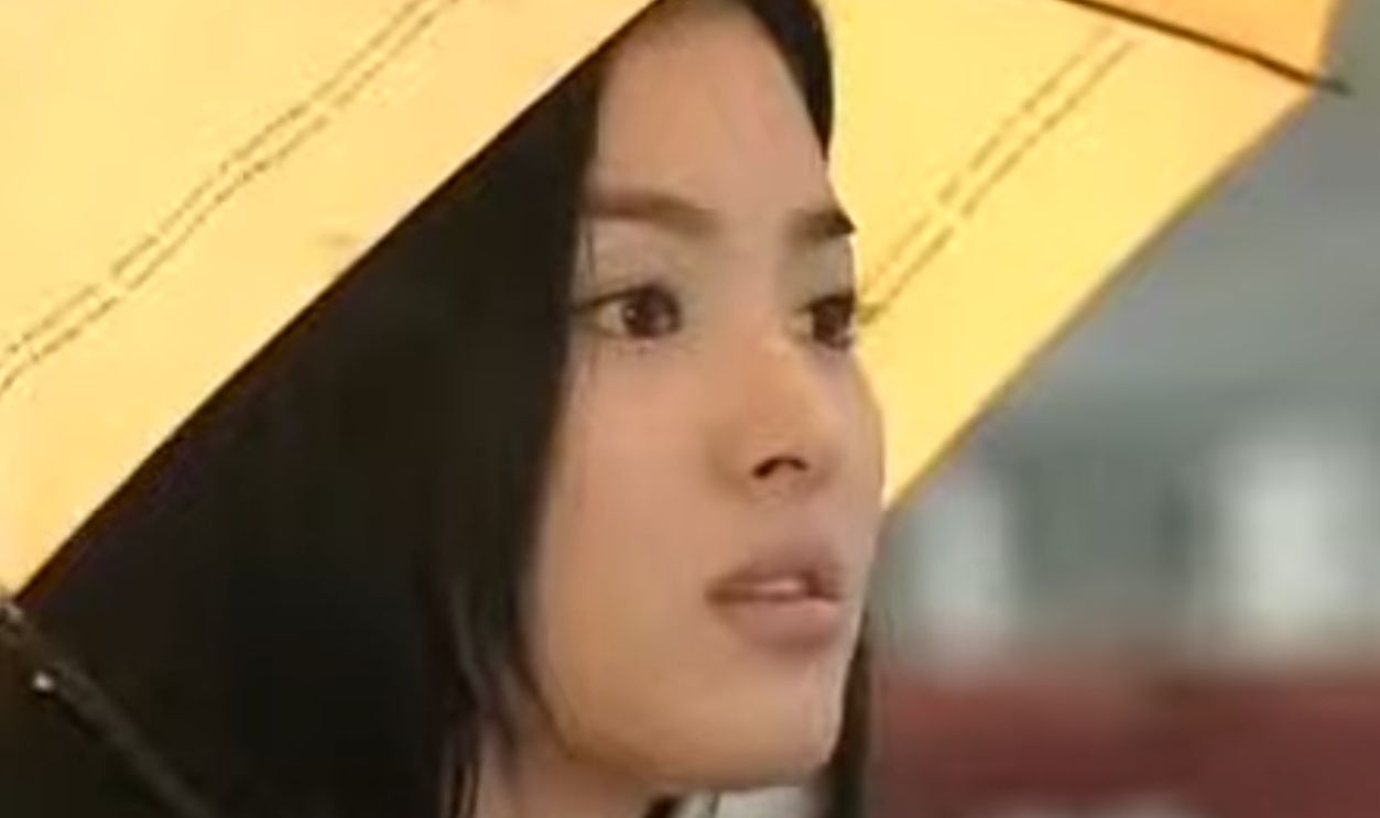 Screenshot from Autumn in My Heart (2000)