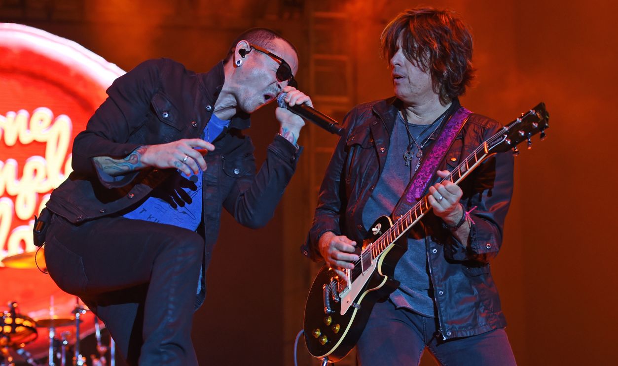 Chester Bennington and Dean DeLeo of Stone Temple Pilots perform during Day 4 of Sunfest on May 2, 2015 in West Palm Beach, Florida.