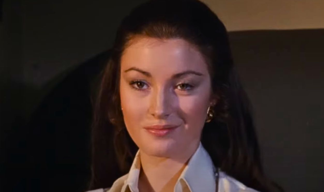 Screenshot from Live And Let Die (1973)