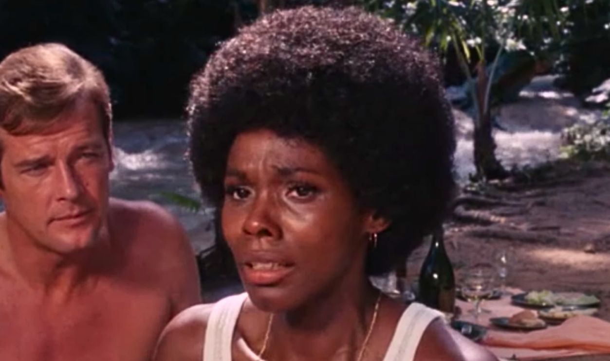 Screenshot From Live And Let Die (1973)