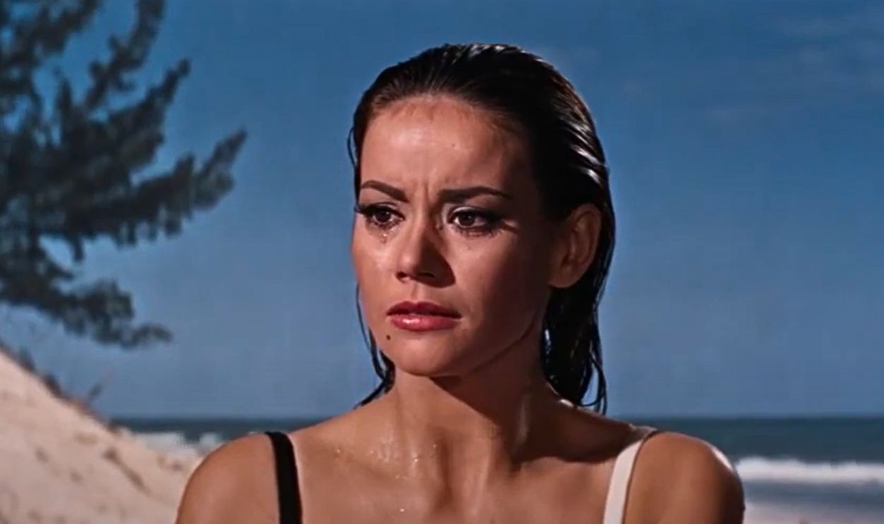Screenshot from Thunderball (1965)