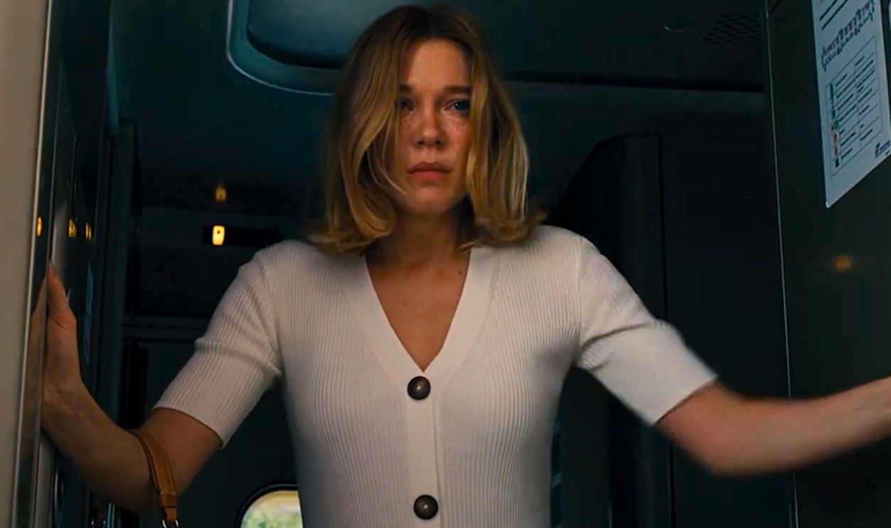 Screenshot From No Time To Die (2021)