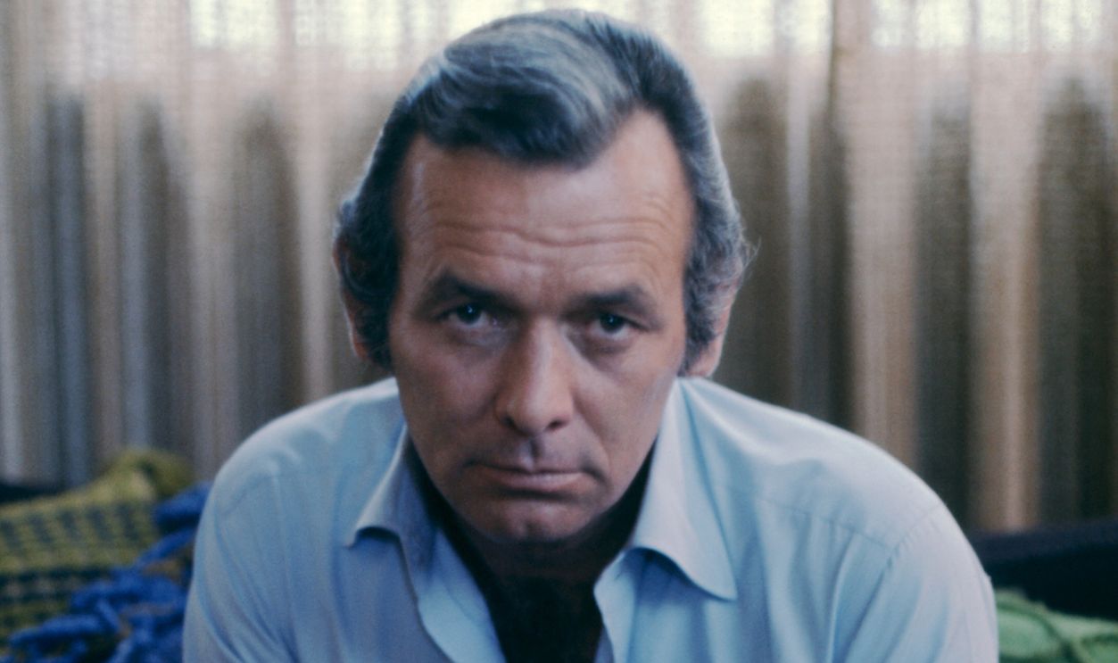 Actor David Janssen (1931-1980) poses for a portrait circa 1970's.