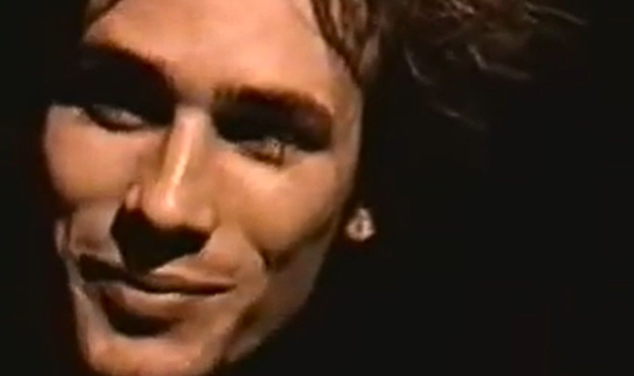 Screenshot From Sketches For My Sweetheart The Drunk (1998)