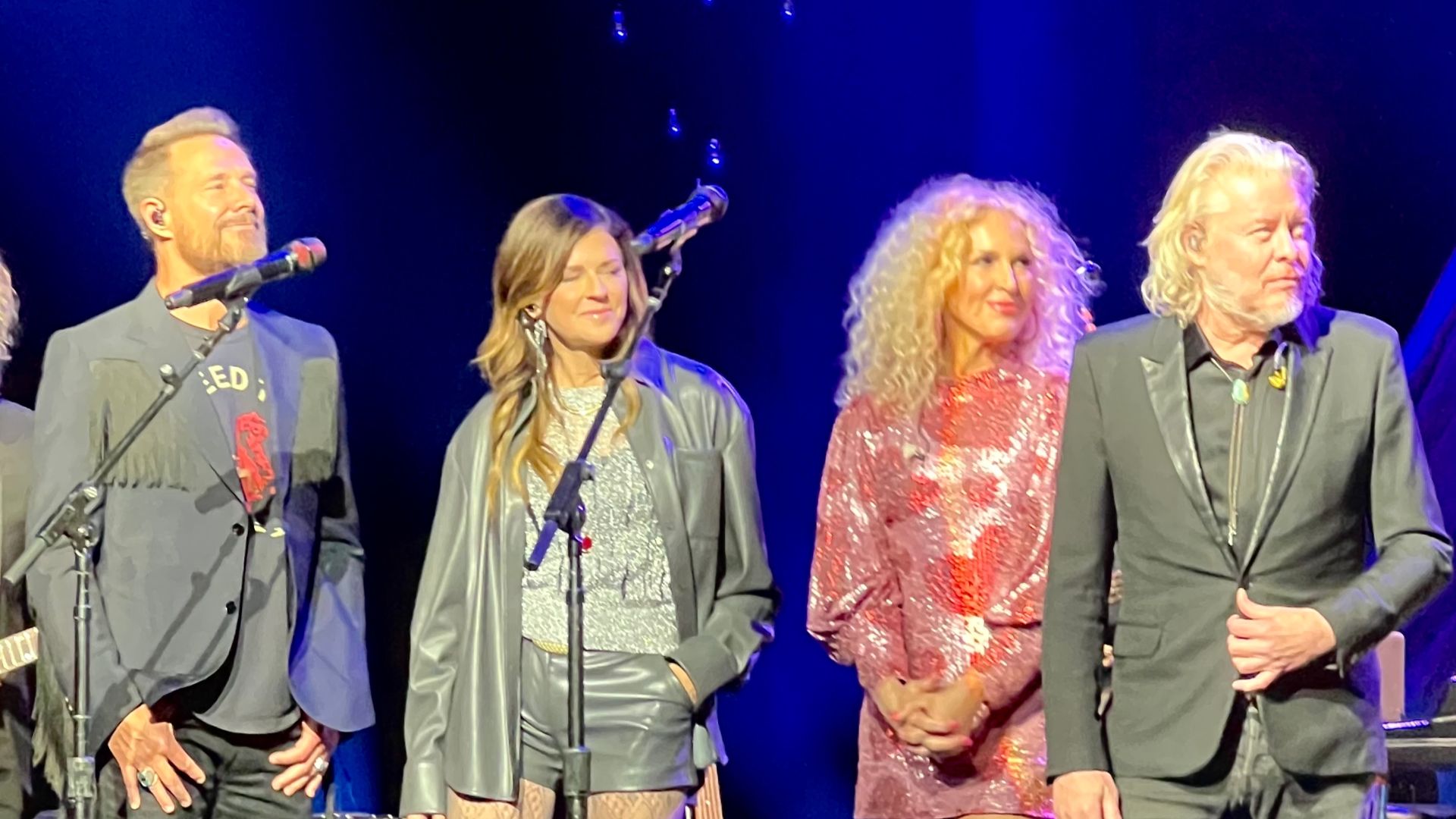 File:Little Big Town performing in Nashville, April 2, 2024.jpg