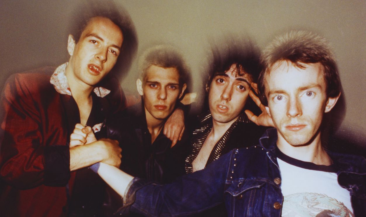 Gettyimages - 109366806, The Clash A group portrait of UK punk rock band The Clash, New York, September 1978, L-R Joe Strummer, Paul Simonon, Mick Jones, Nicky 'Topper' Headon.