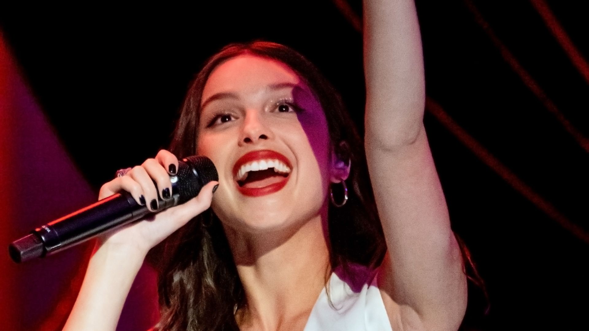 File:Olivia Rodrigo @ Theatre at Ace Hotel 10 09 2023 (53423417901).jpg