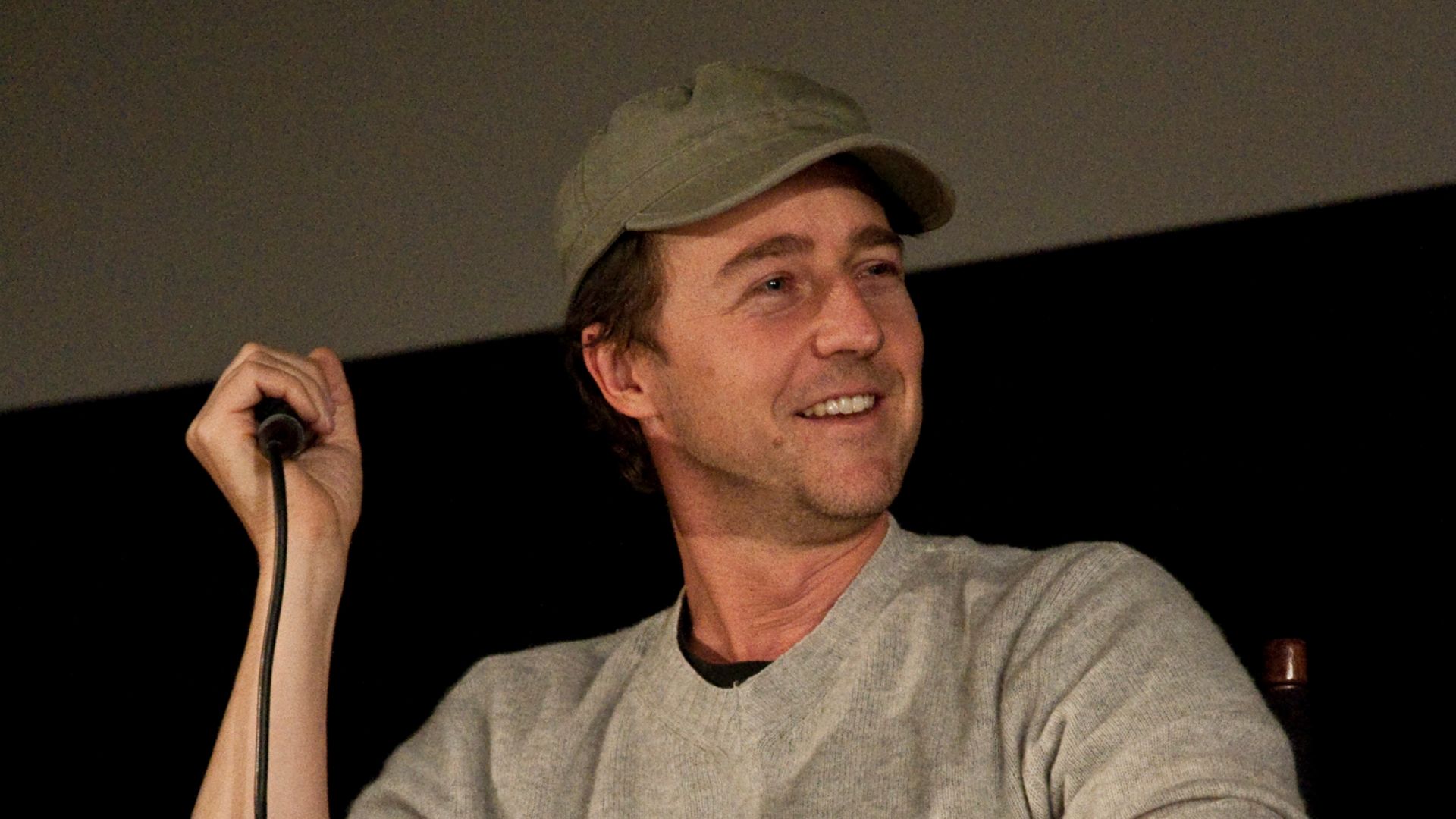 File:Edward Norton By Bridget Laudien.jpg