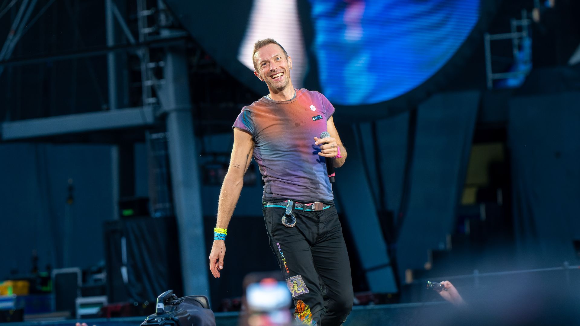 File:ColdplayManch030623 (20 of 118) (52950419334).jpg