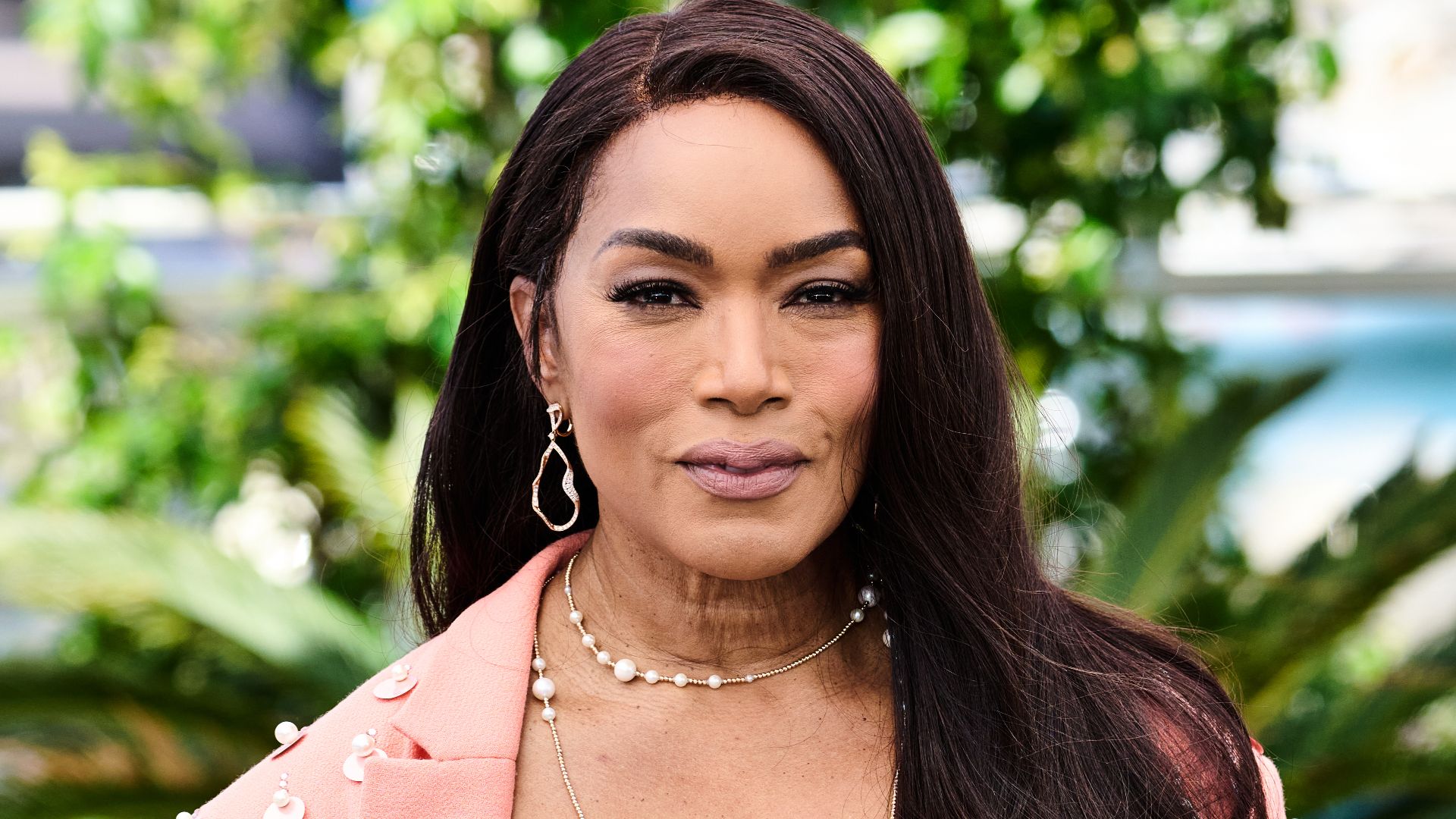 File:Angela Basset at the 2025 Cannes Film Festival 04.jpg