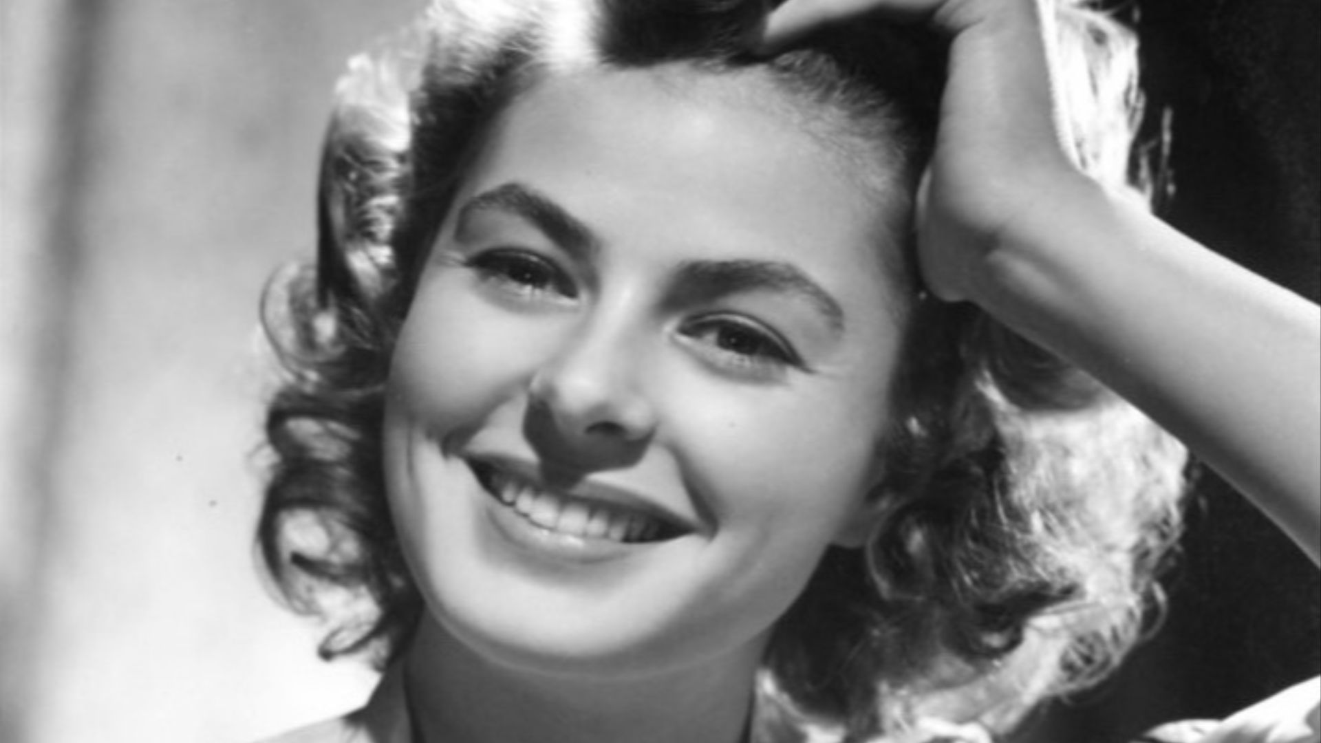 File:Ingrid Bergman - Gaslight 44.jpg