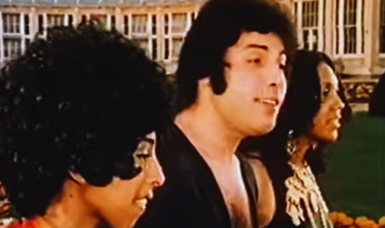 Knock Three Times (Tony Orlando & Dawn)