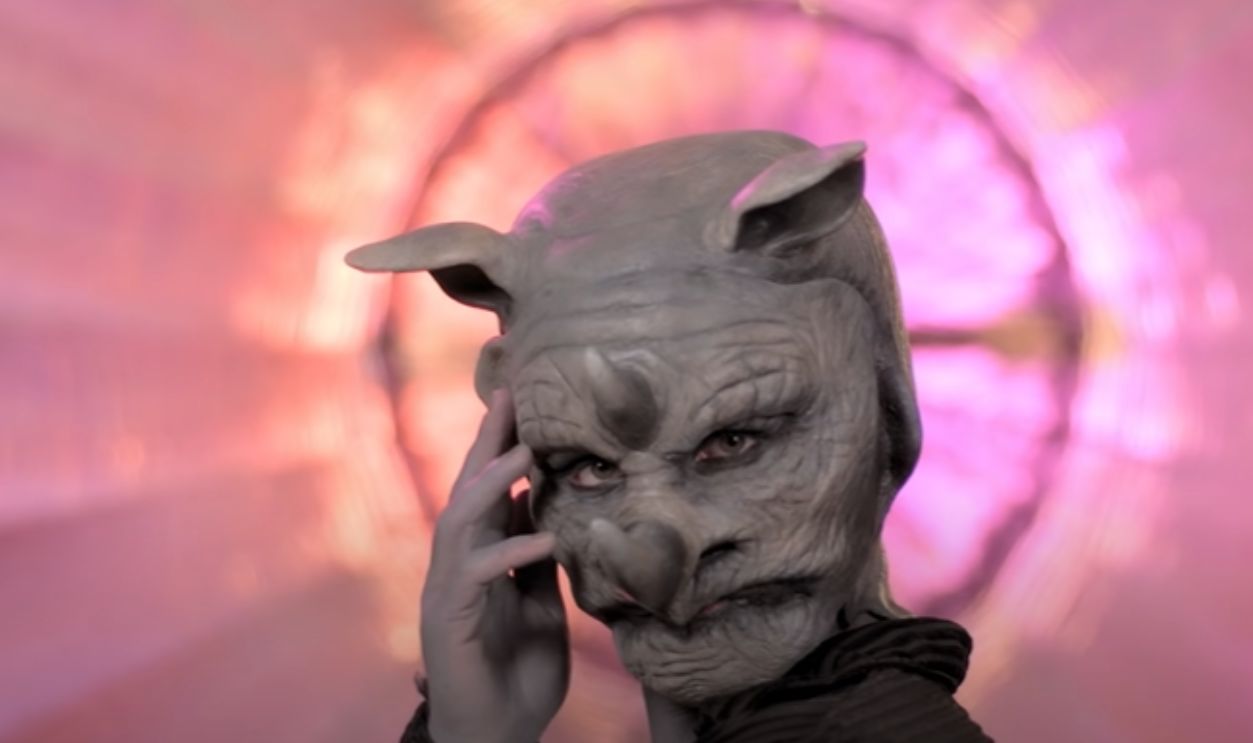 Screenshot from Sexy Beasts (2021)