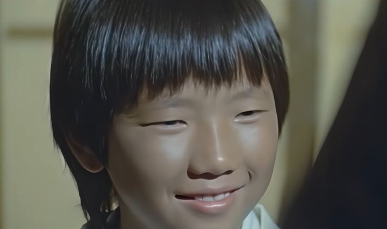 Screenshot from The Humanoid (1979)