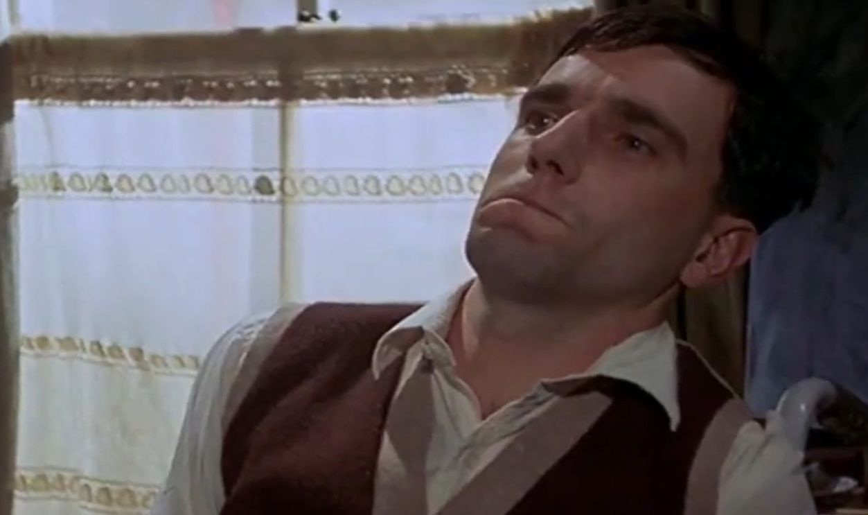 Screenshot from My Left Foot (1989)