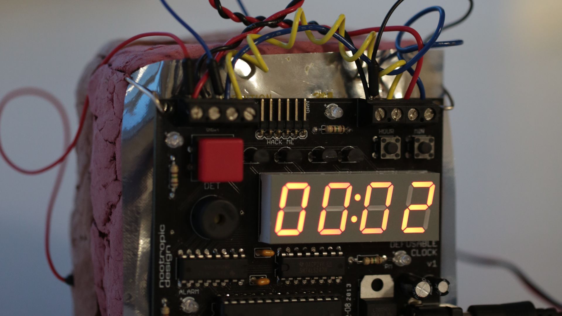 File:A bomb or an IED (12249197884).jpg