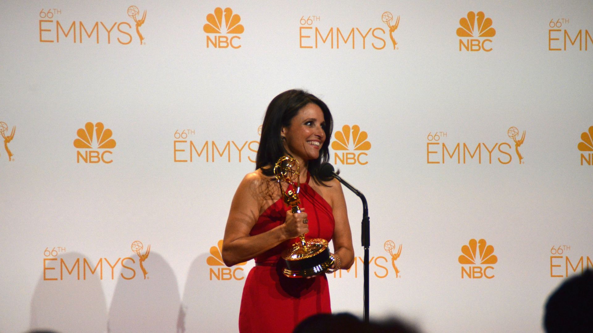 File:Julia Louis-Dreyfus 66th Emmy Awards.jpg