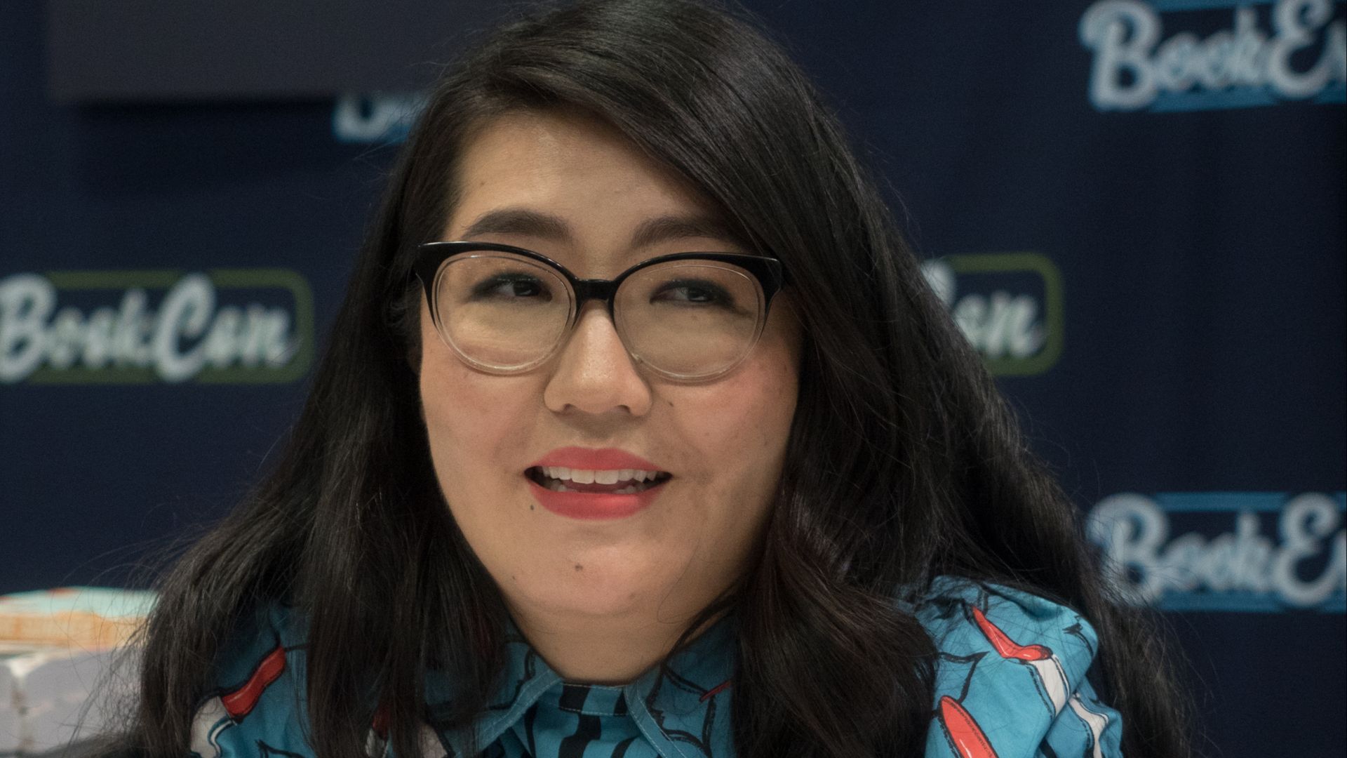 File:Jenny Han at BookCon - 2019 (26746) (cropped).jpg