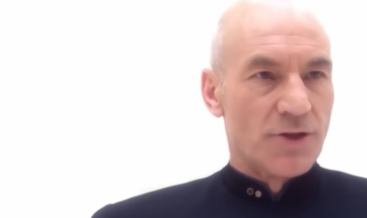 Screenshot from Star Trek: The Next Generation (1987–1994)